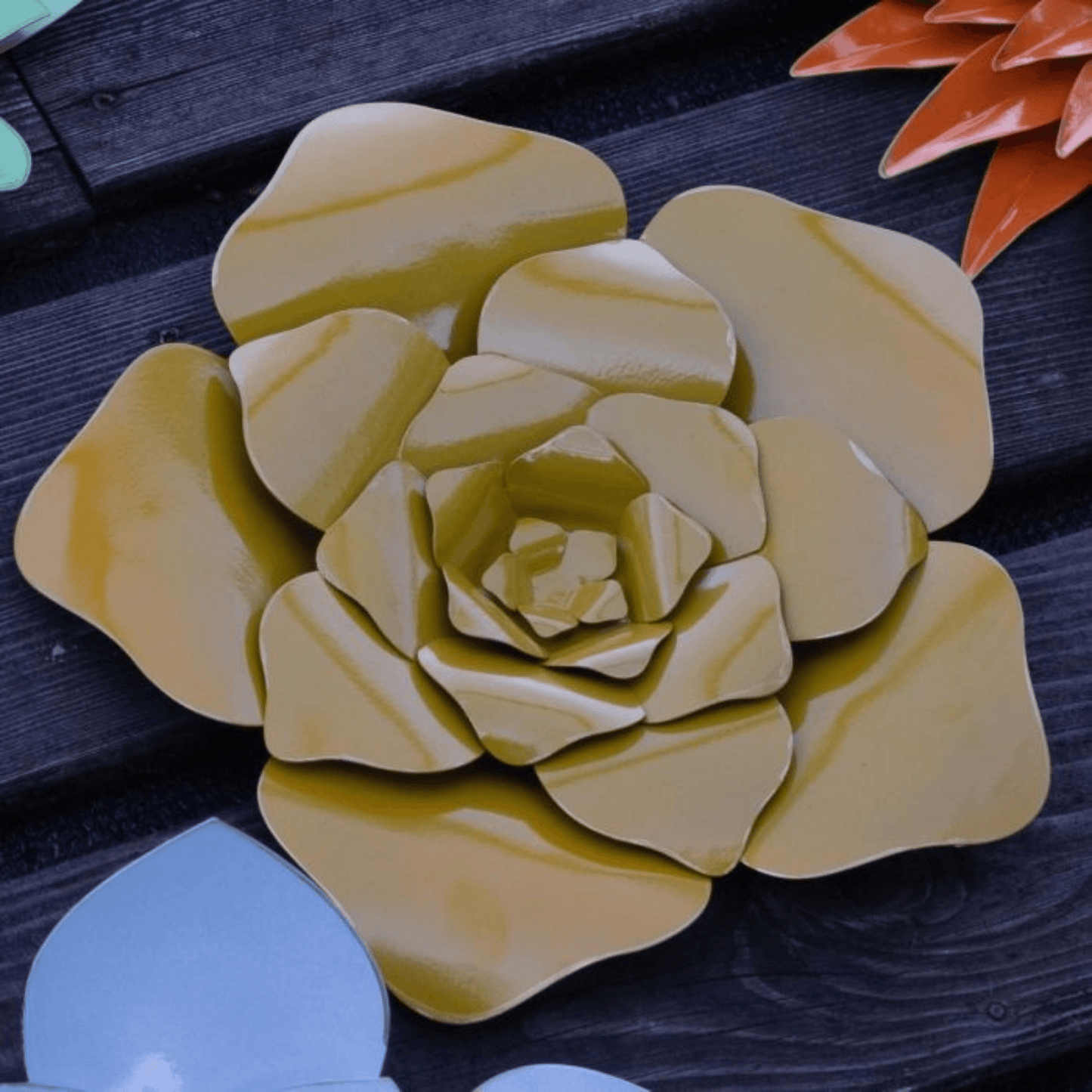 Metalen Muurbloem - Calanthe -  25 cm – Geel