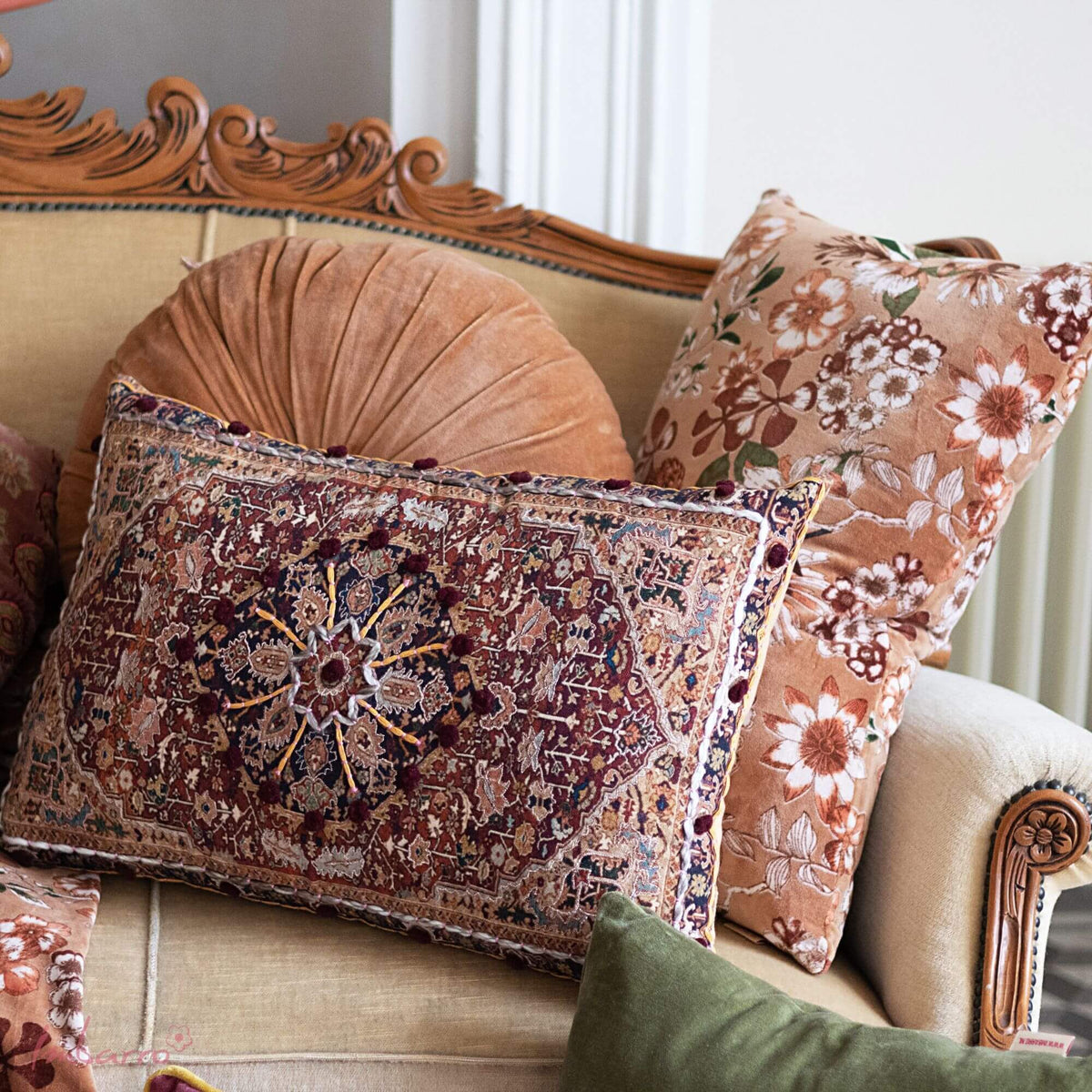 Vintage sierkussen met pompons - 40x60 cm