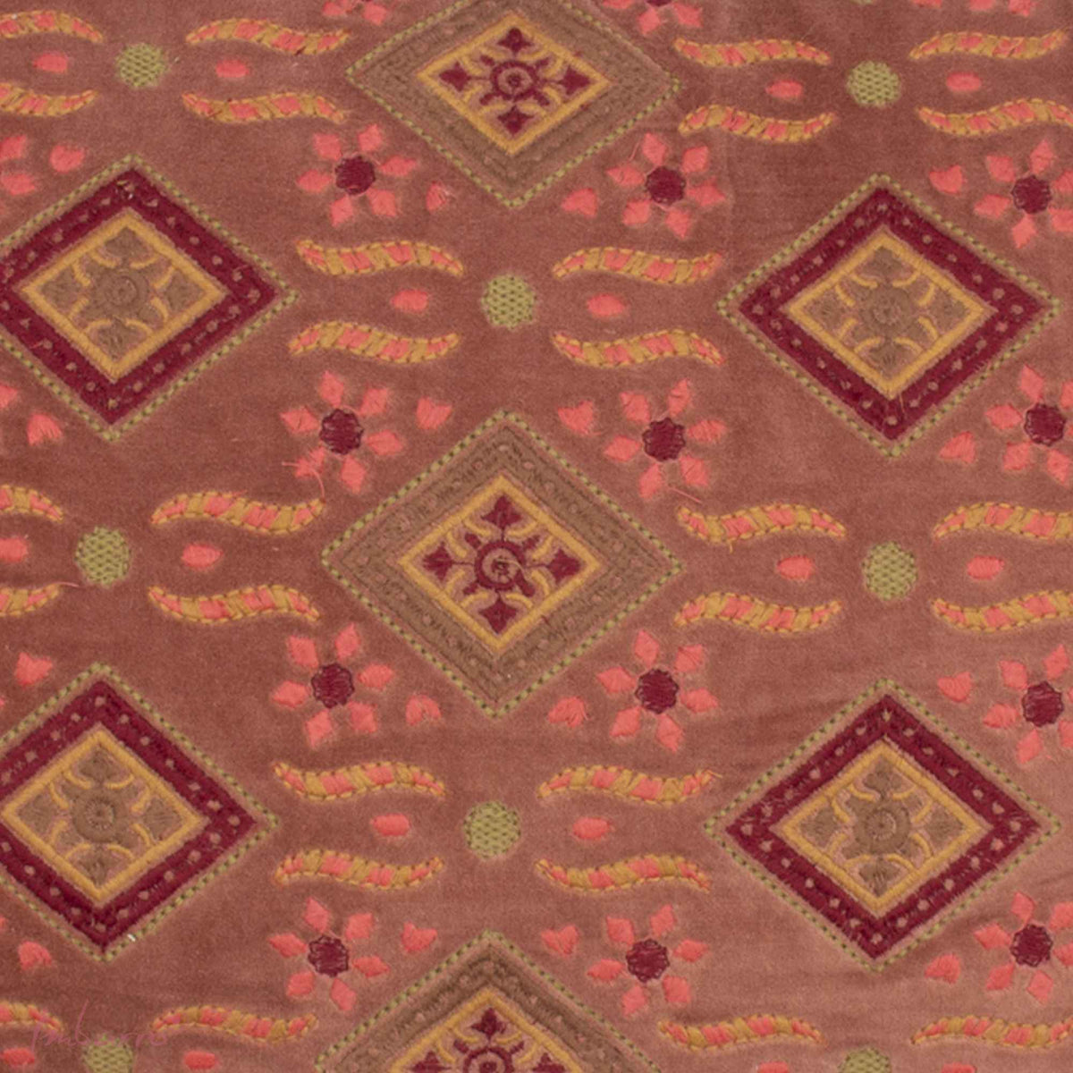 Velvet sierkussen met geborduurd patroon - 40x60 cm