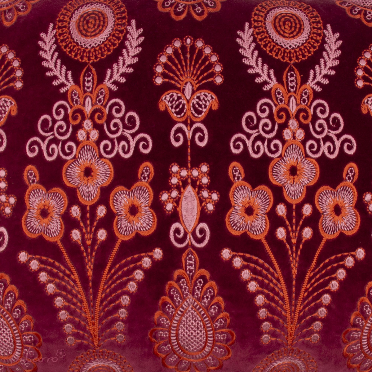 Bordeaux velvet sierkussen met borduurwerk - 40x60 cm