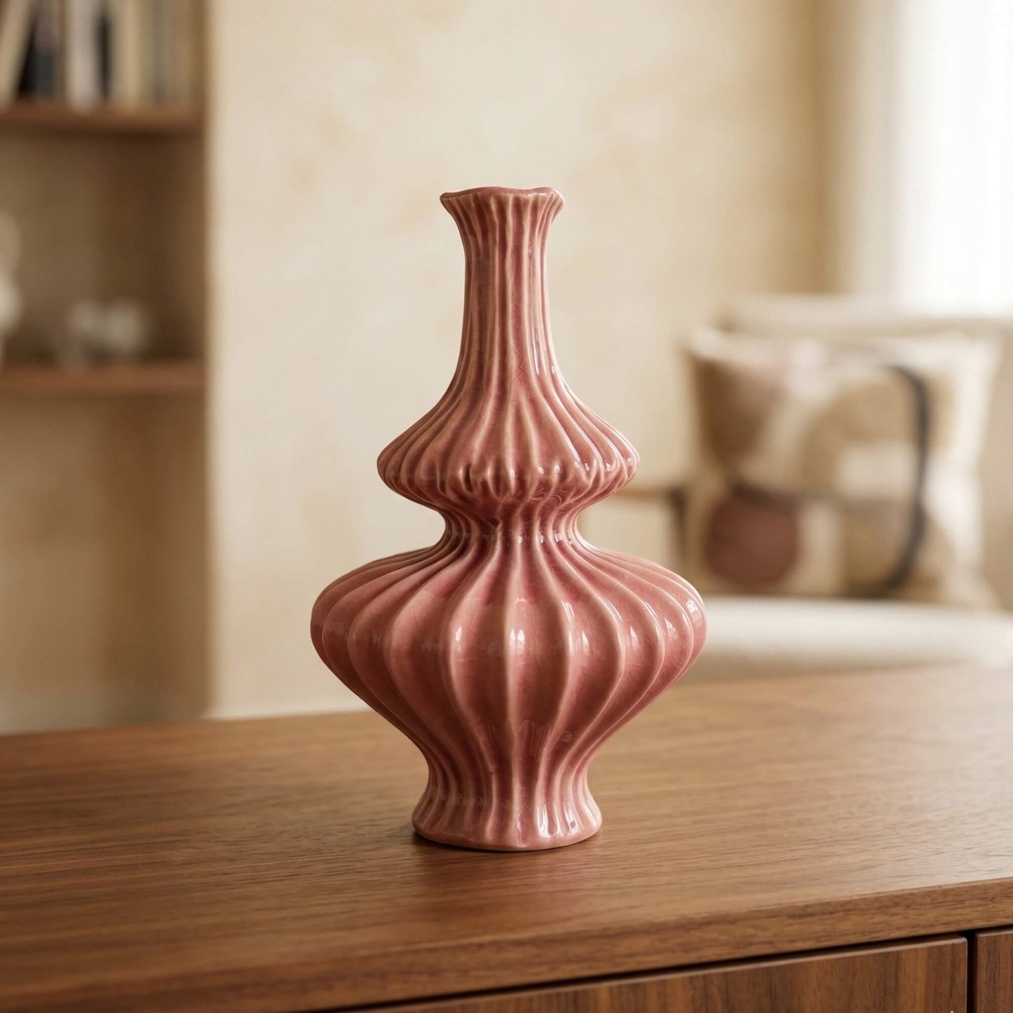 Glasierte Vase mit Rillenstruktur – 25 cm
