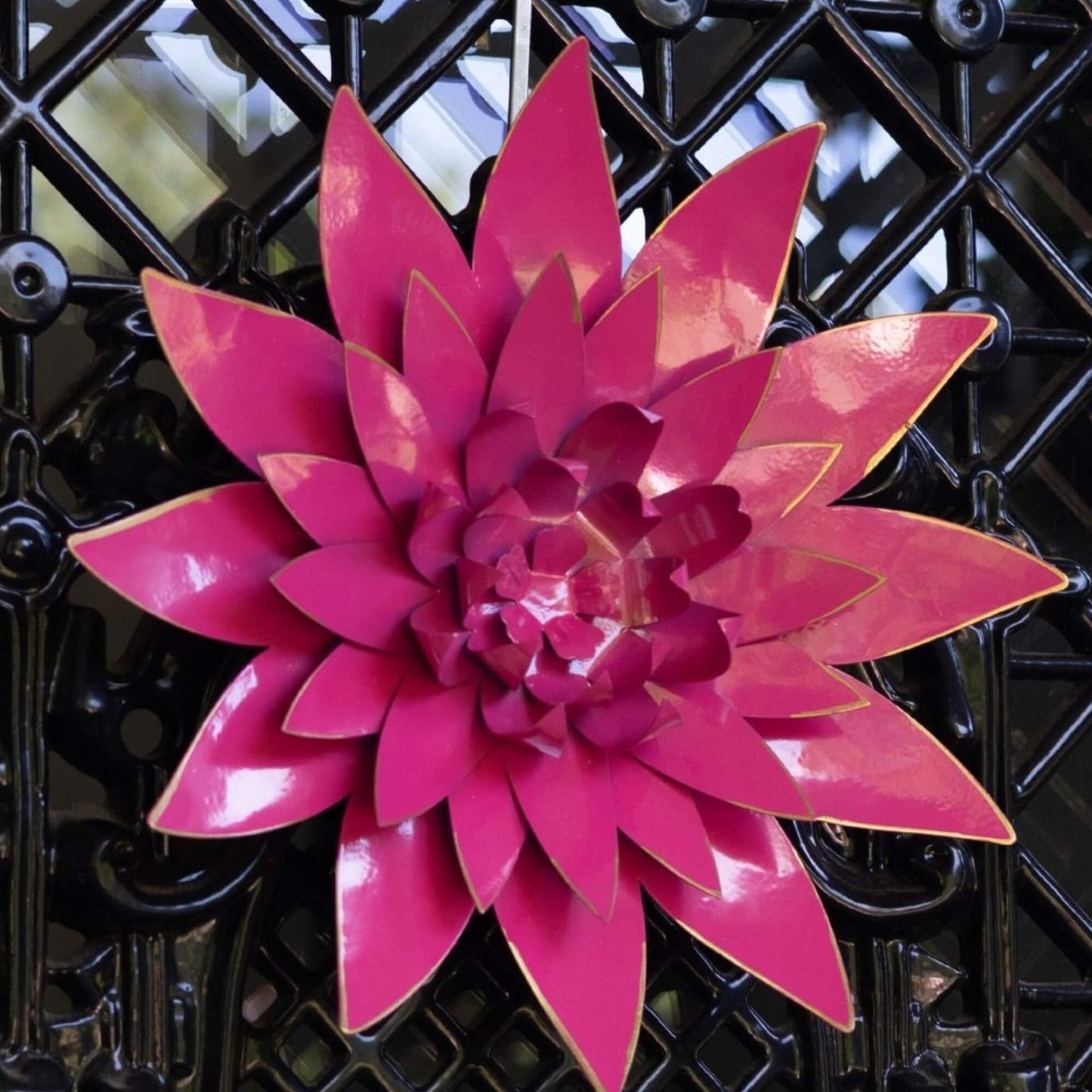 Metalen Muurbloem Dahlia 25 cm – Roze